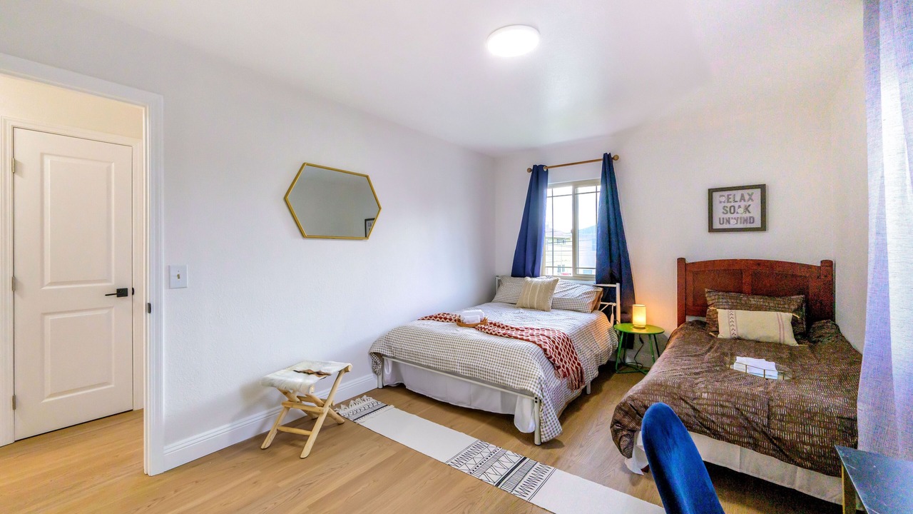 Photo of Bedroom in Lower Bal