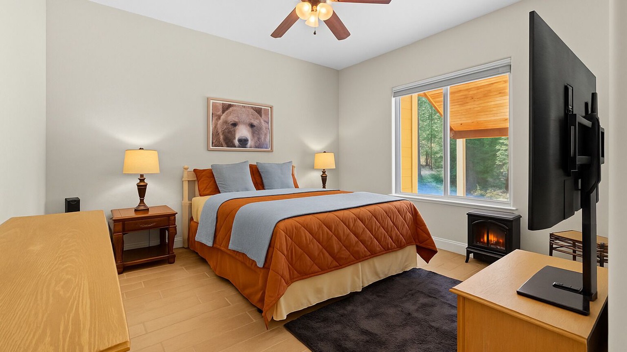 Photo of Bedroom in Sierra Cedars