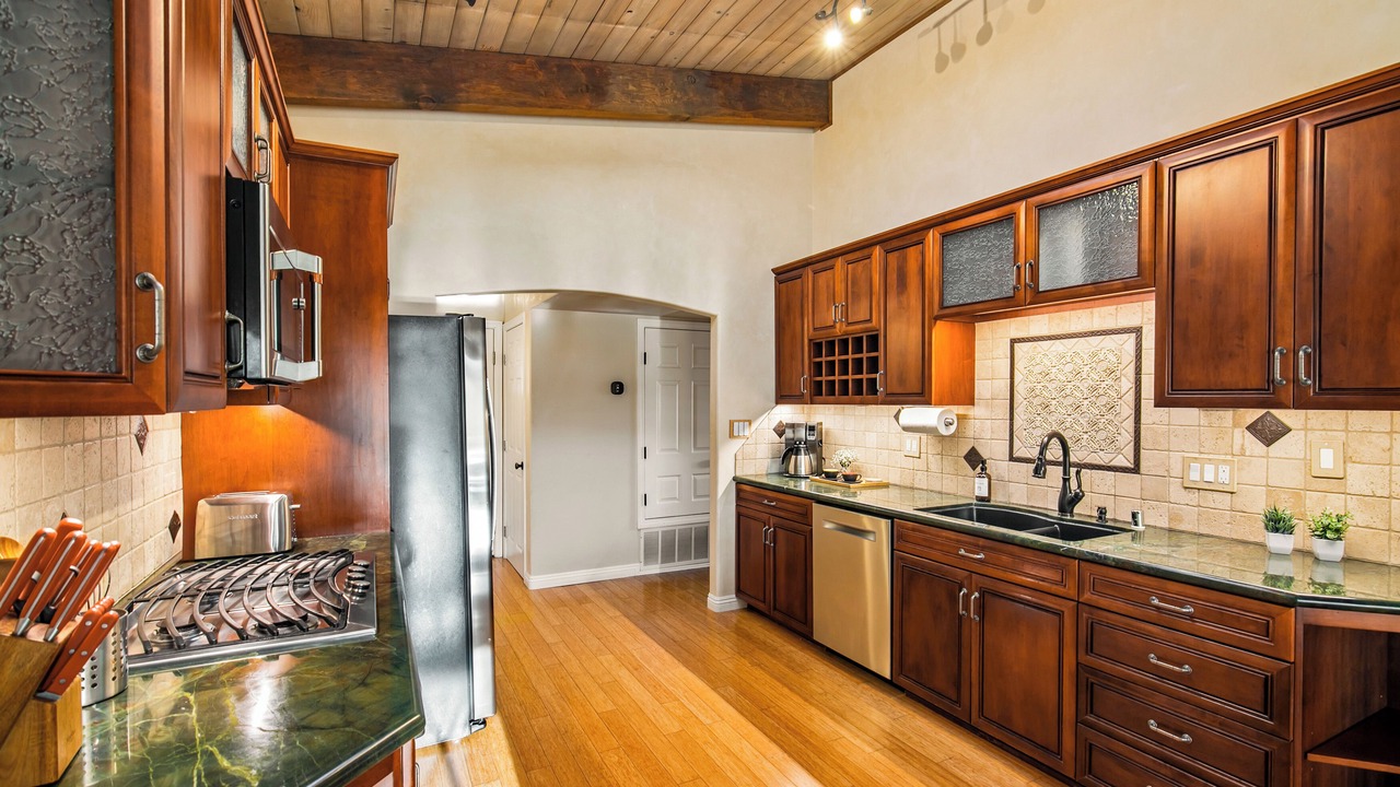 Photo of Kitchen in Bay Park