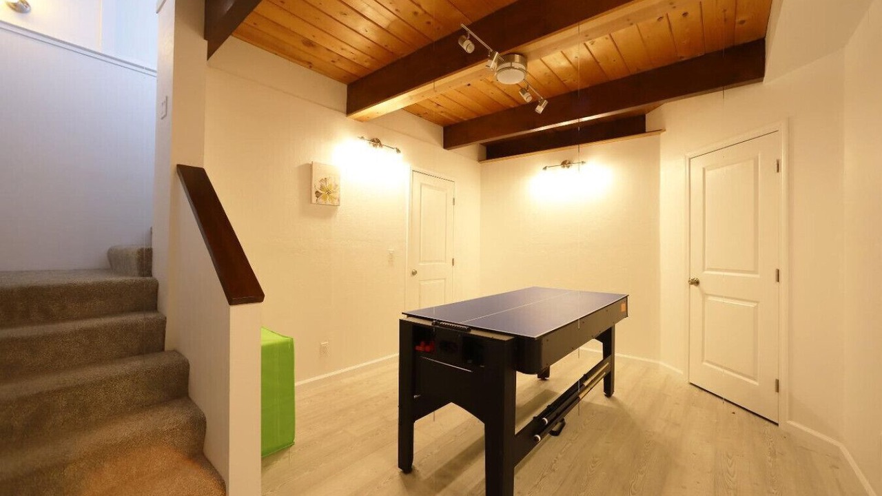 Photo of Bedroom in Apple Hill