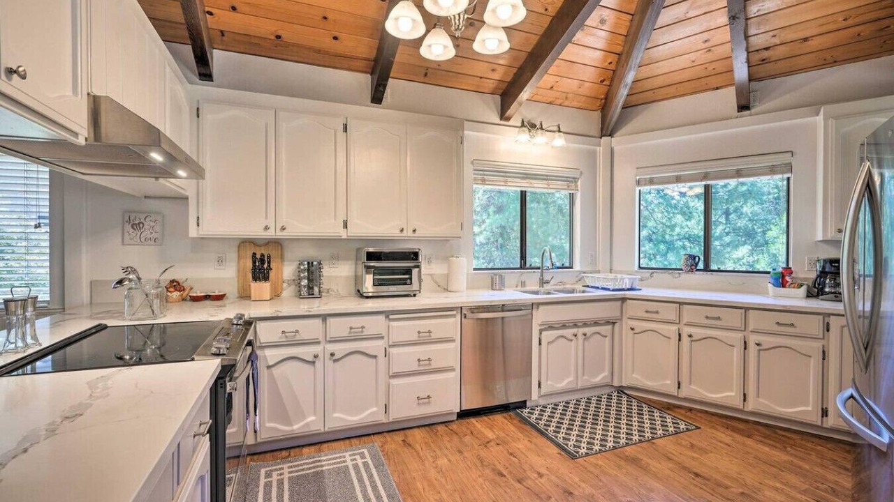 Photo of Kitchen in Apple Hill