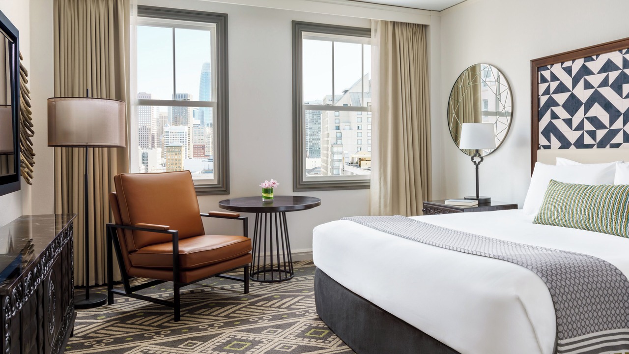 Photo of Bedroom in Theater District