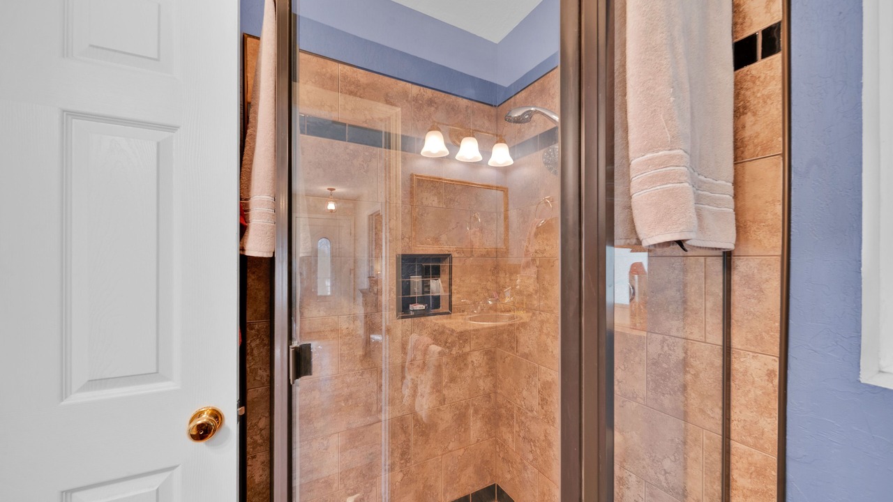 Photo of Bathroom in Red Bluff