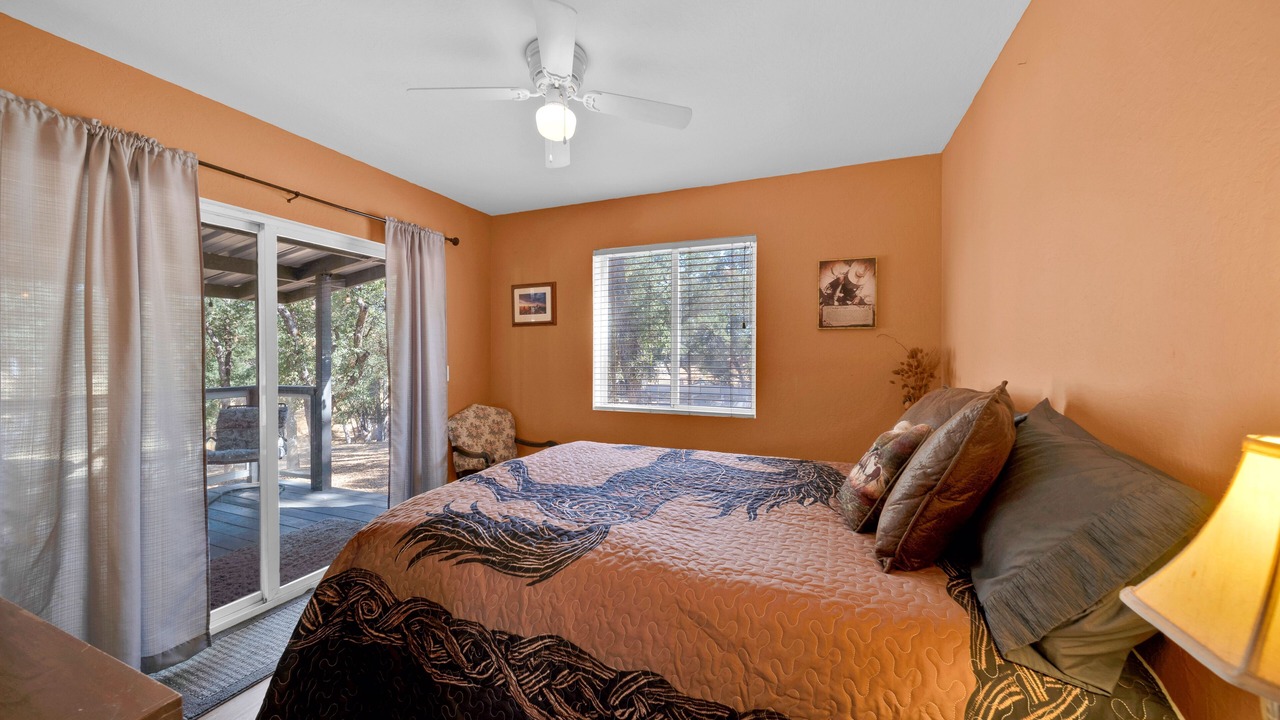 Photo of Bedroom in Red Bluff