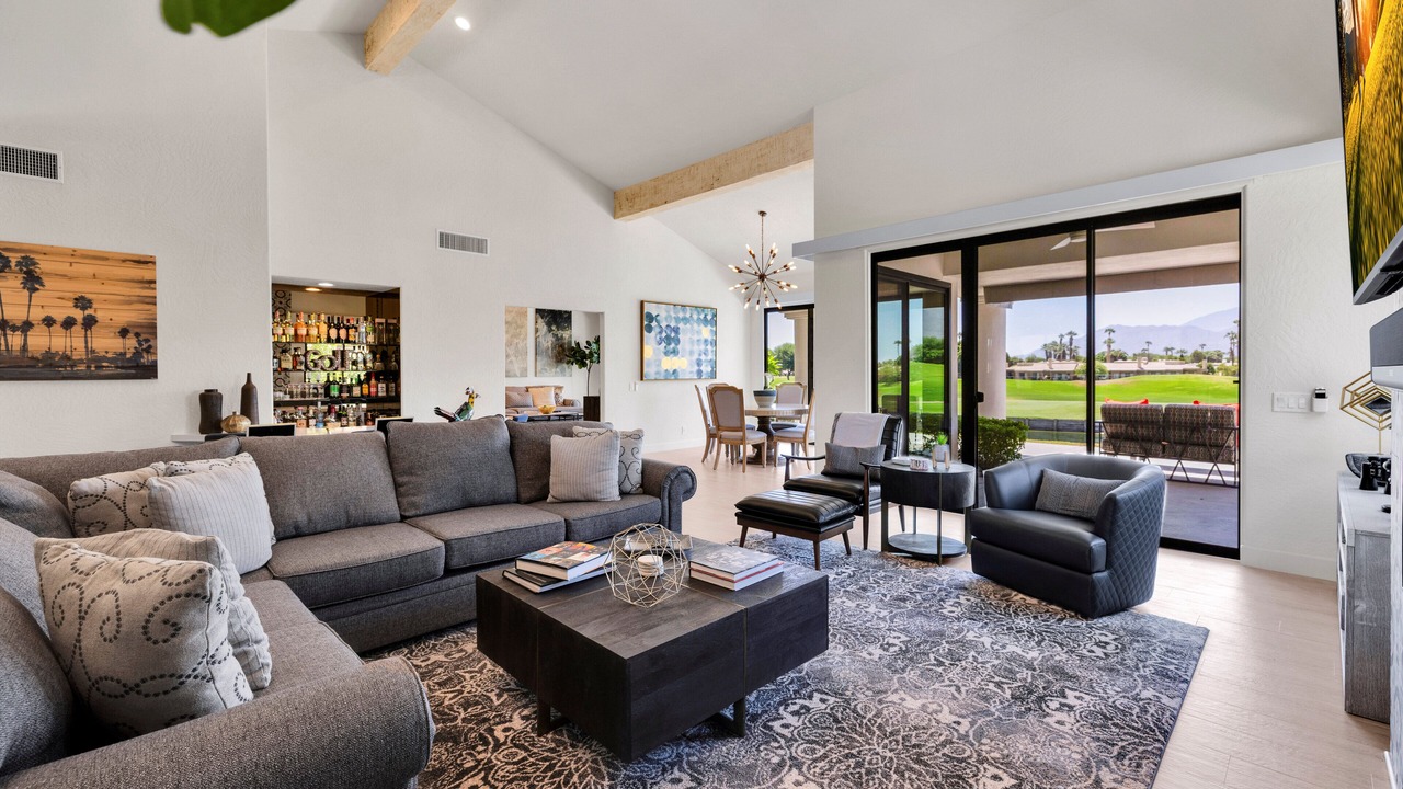 Photo of Livingroom in La Quinta