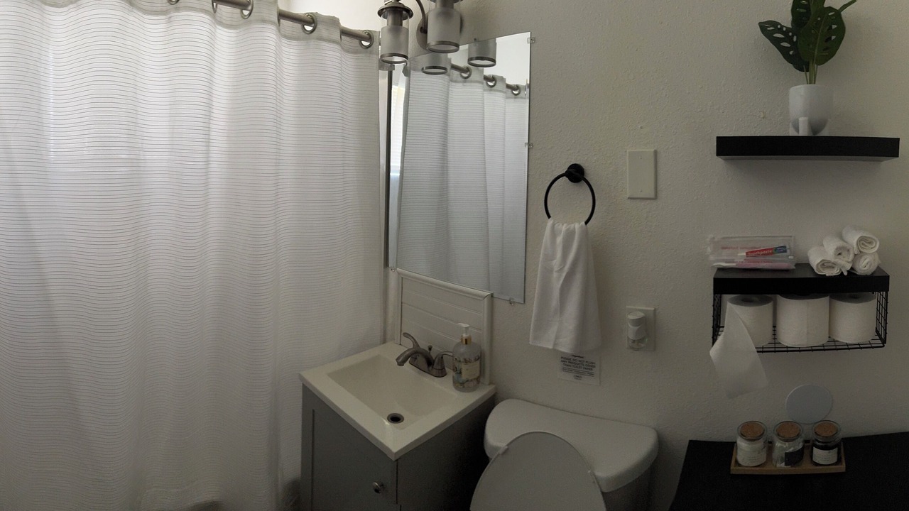 Photo of Bathroom in Roosevelt