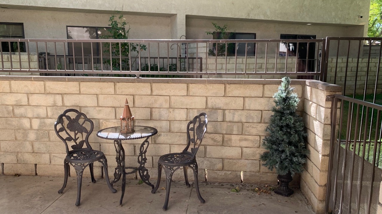 Photo of Patio Balcony in Palmdale