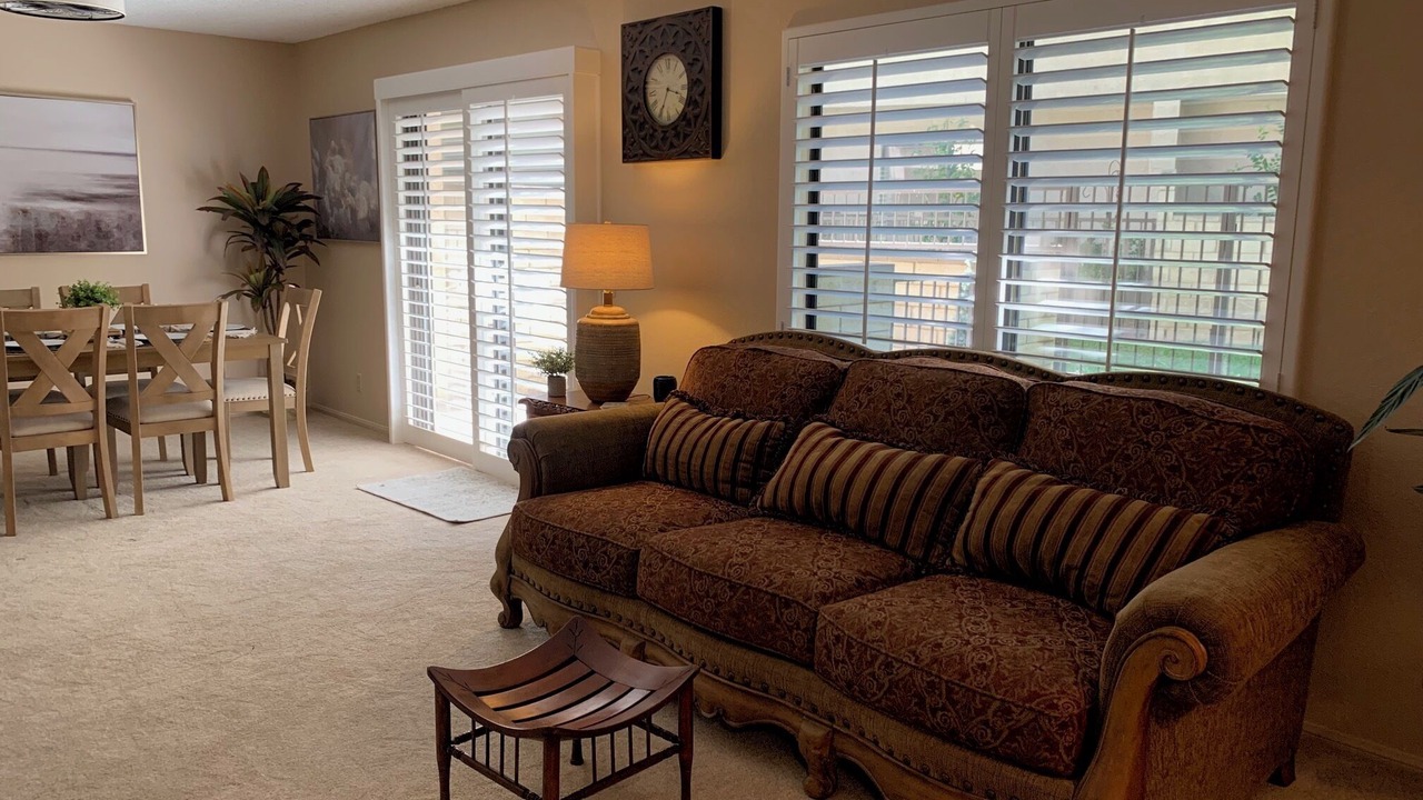 Photo of Livingroom in Palmdale