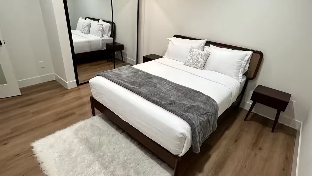 Photo of Bedroom in Burbank