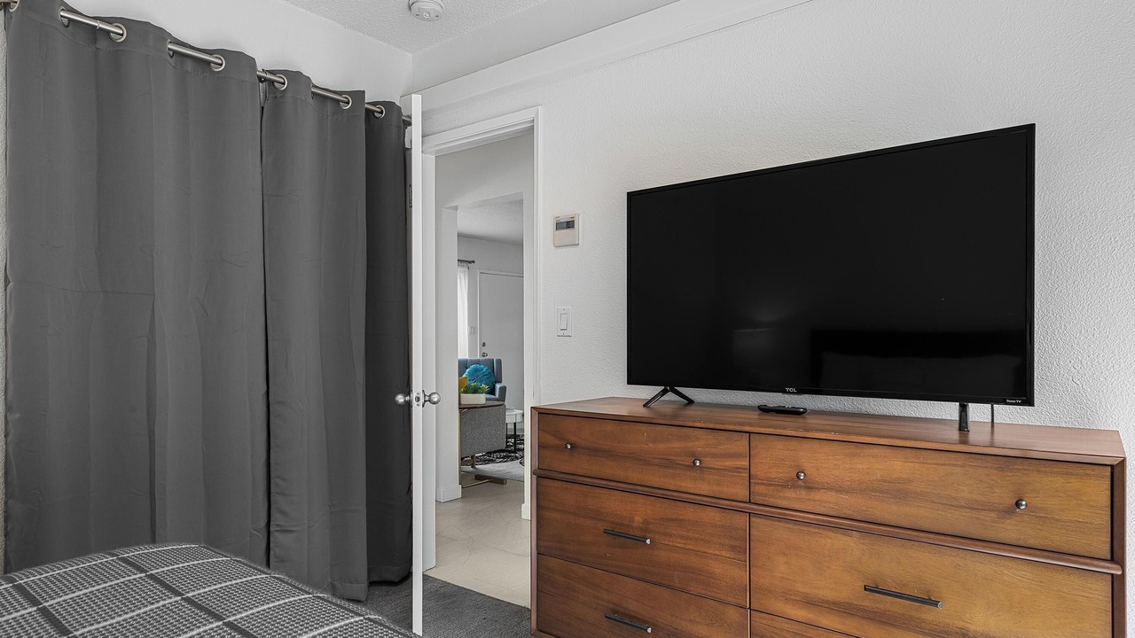 Photo of Bedroom in Deepwell Estates