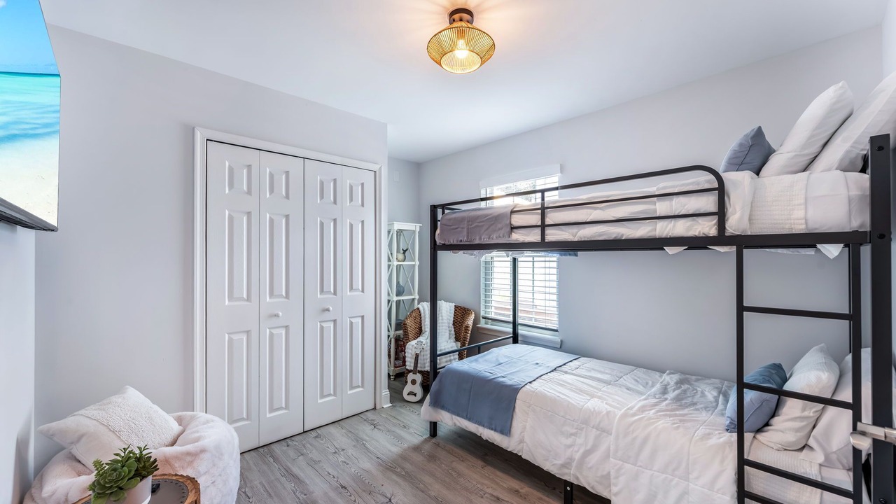 Photo of Bedroom in Dolphin's Cove
