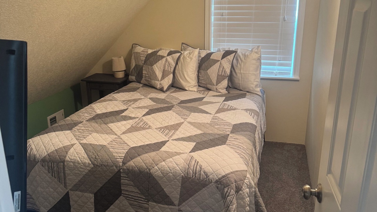 Photo of Bedroom in Sunset Beach