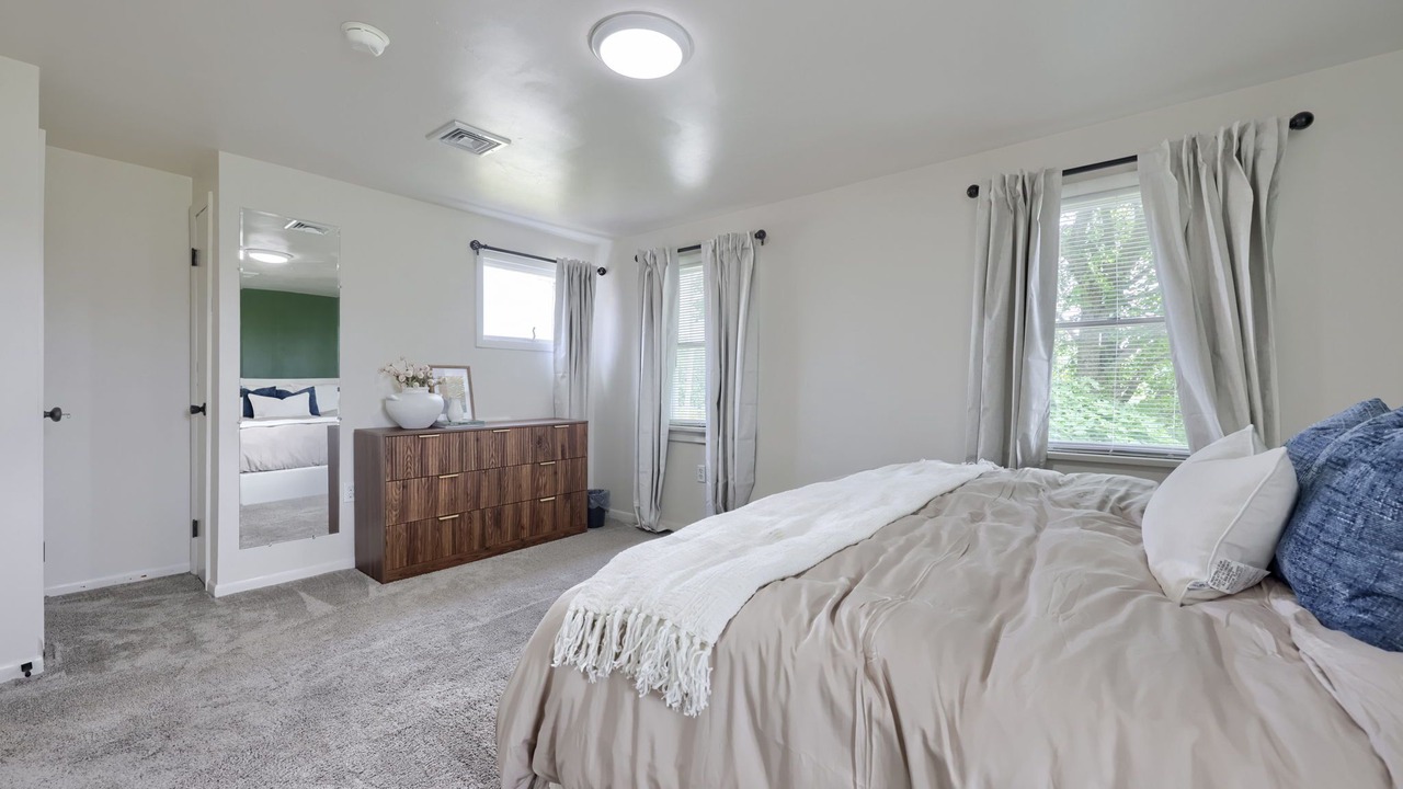 Photo of Bedroom in Paradise