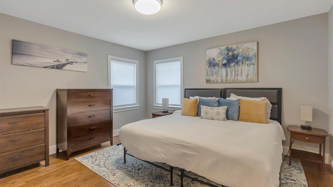 Photo of Bedroom in Northside