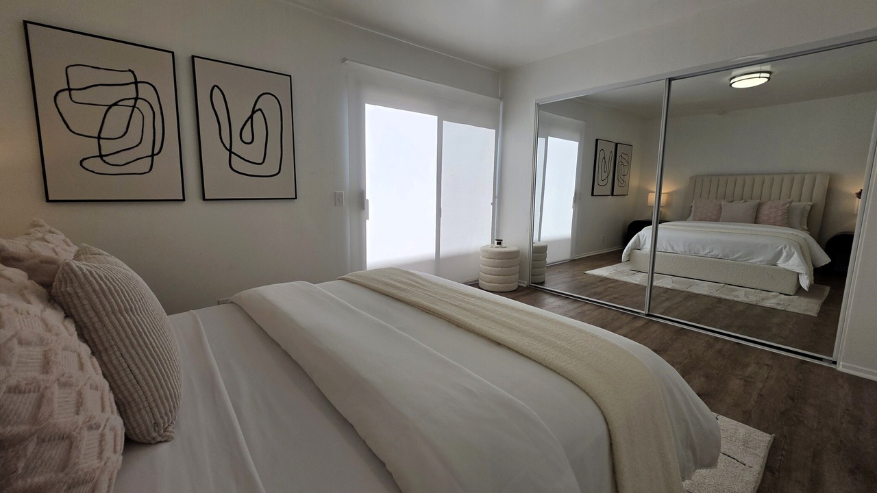 Photo of Bedroom in Beverly Hills