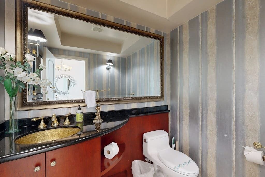 Photo of Bathroom in Beverly Hills