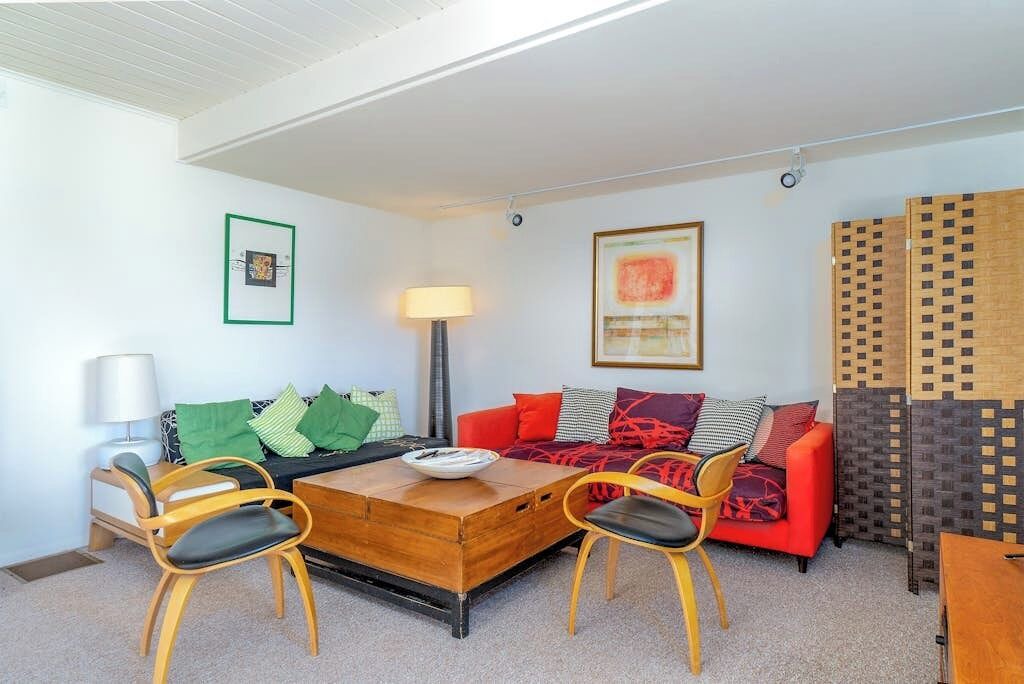 Photo of Livingroom in Marine Terrace
