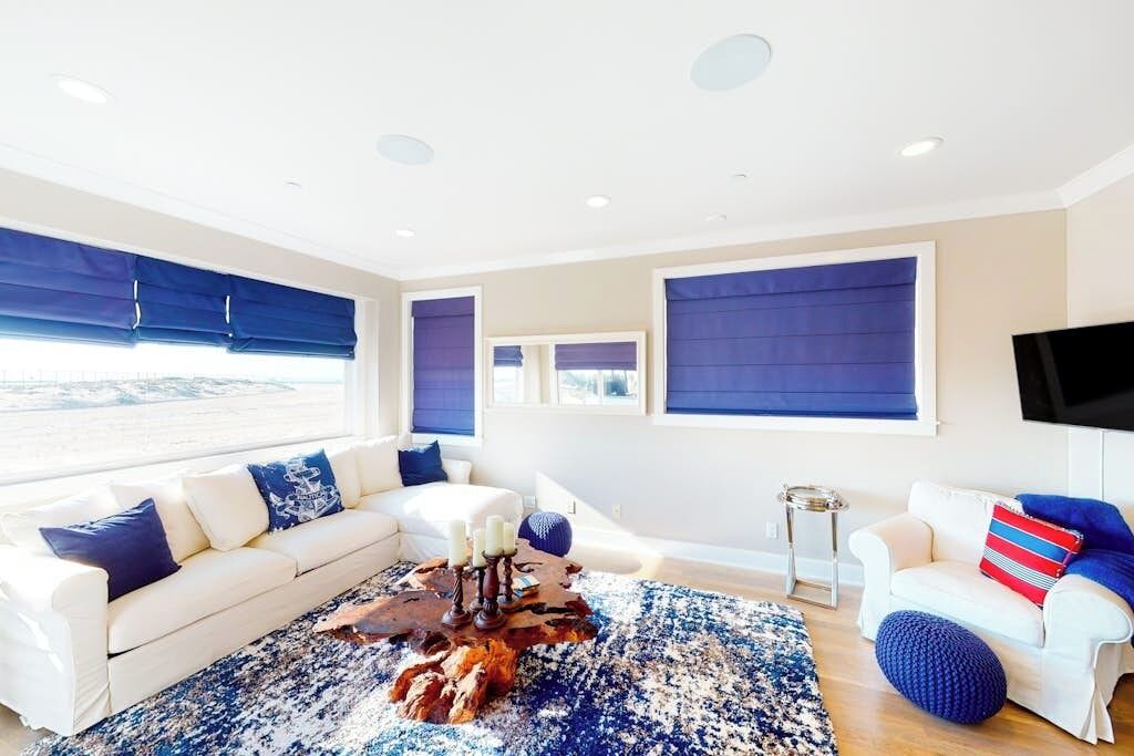 Photo of Livingroom in Old Towne