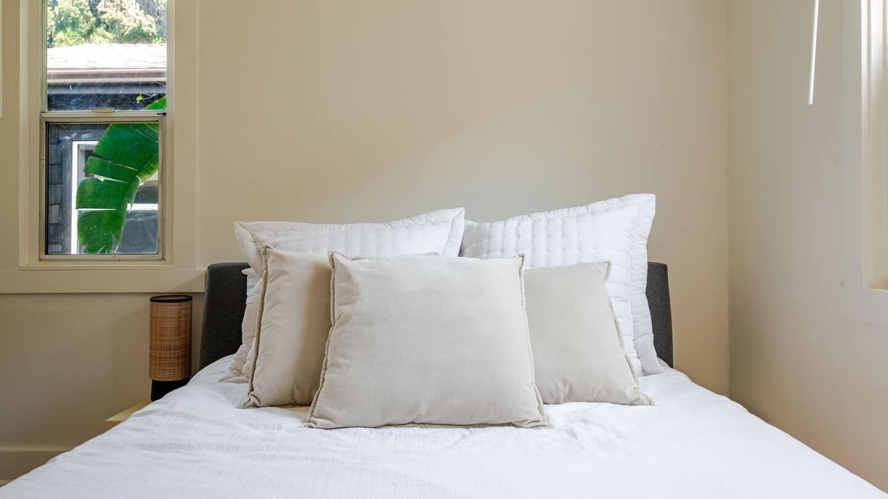 Photo of Bedroom in Los Feliz