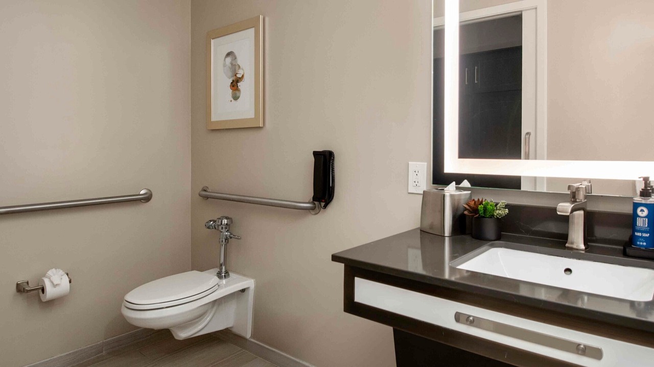 Photo of Bathroom in Lower Nob Hill