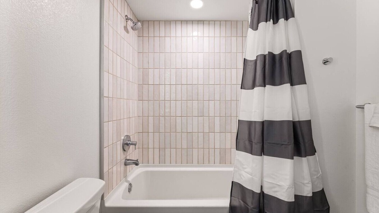 Photo of Bathroom in Koreatown