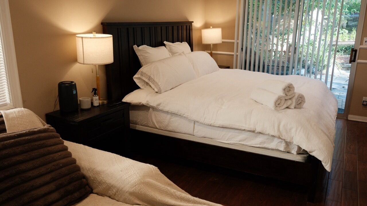 Photo of Bedroom in Woodland Hills