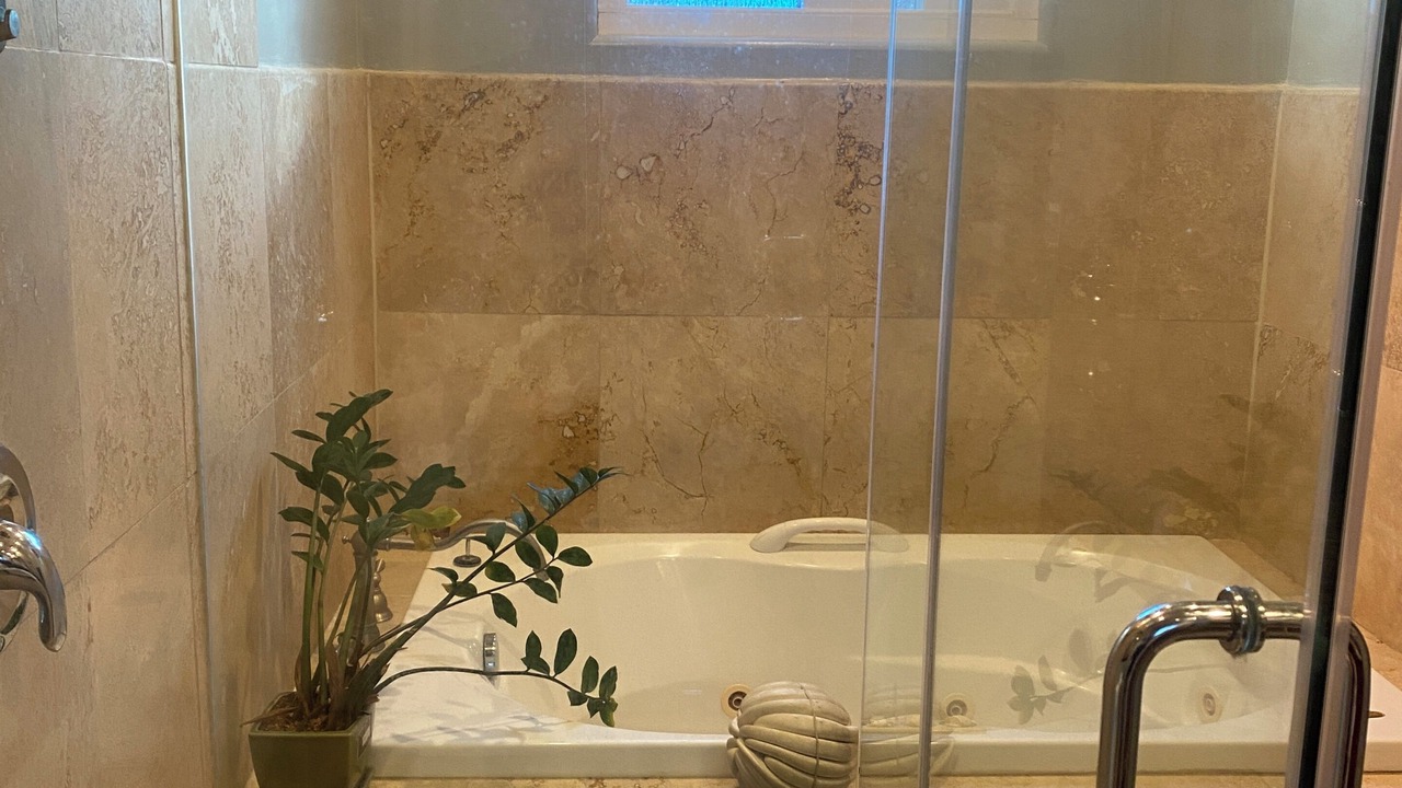 Photo of Bathroom in Valley Glen