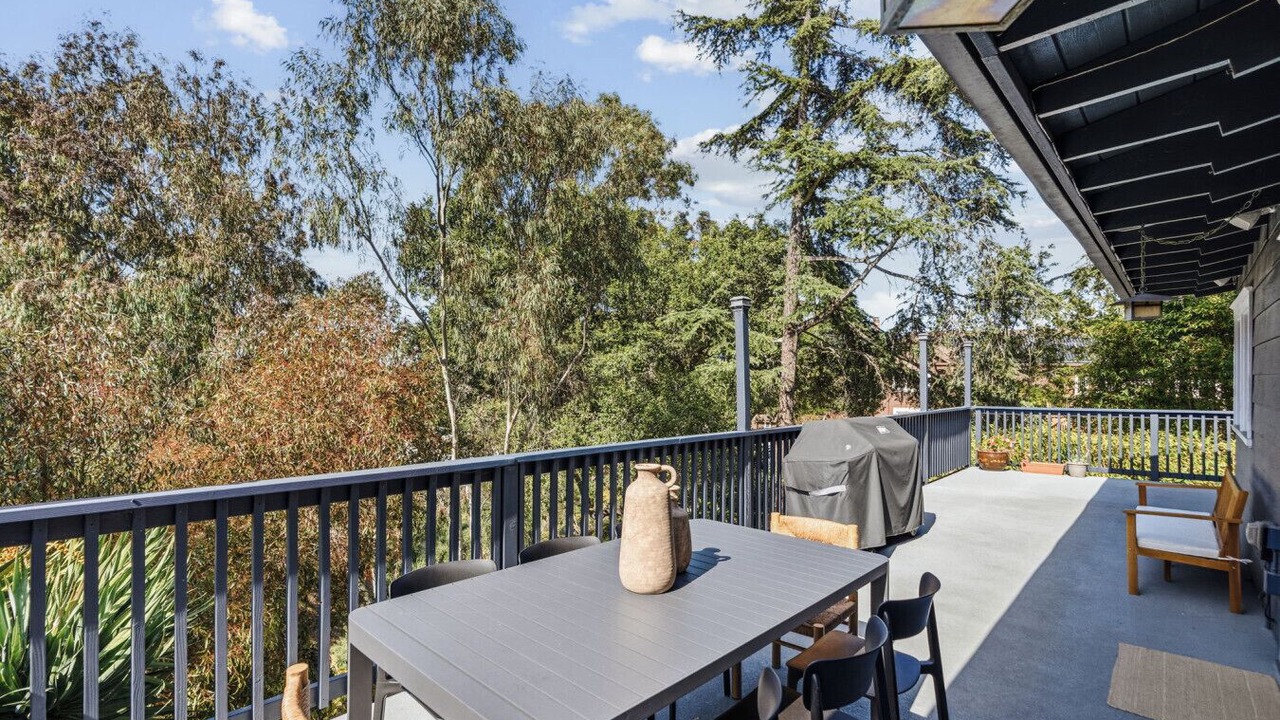 Photo of Outdoor in Mission Hills