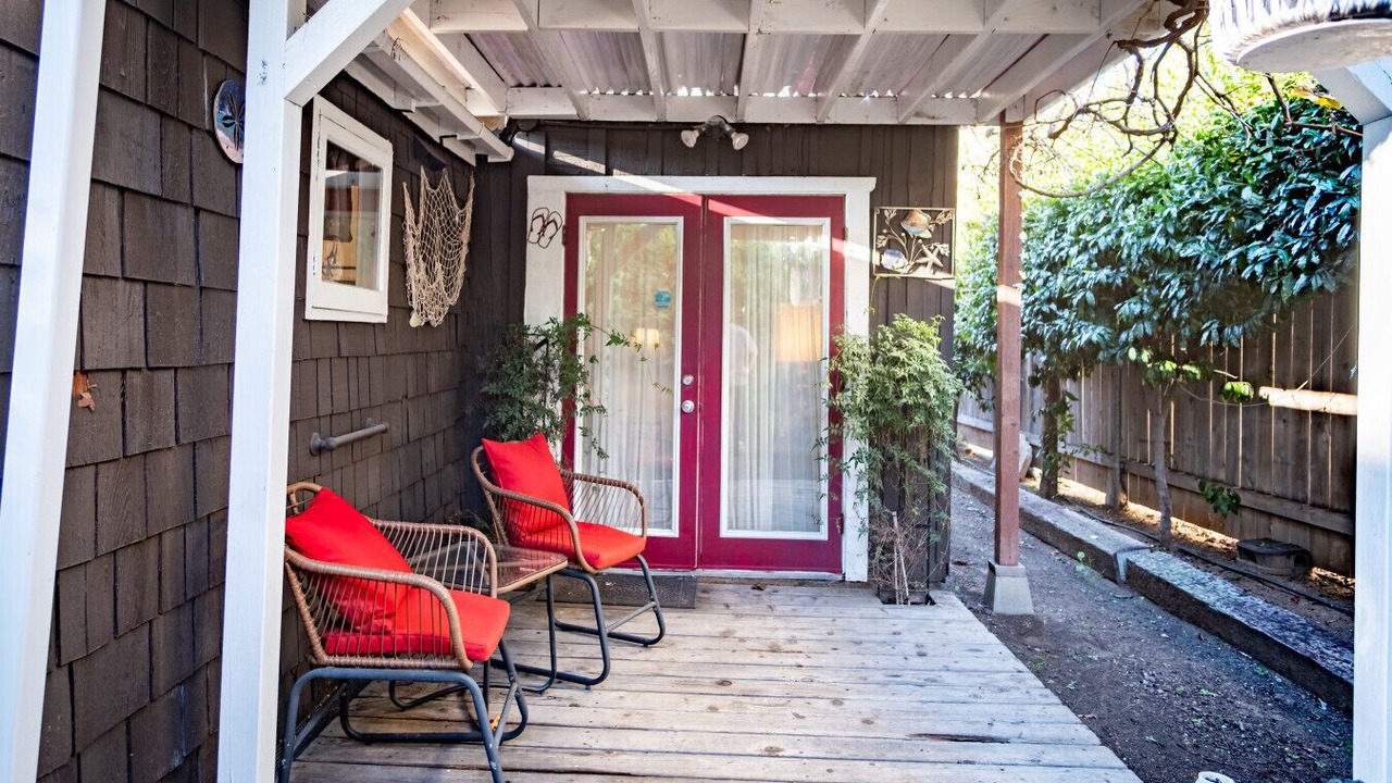 Photo of Patio Balcony in Crown Point