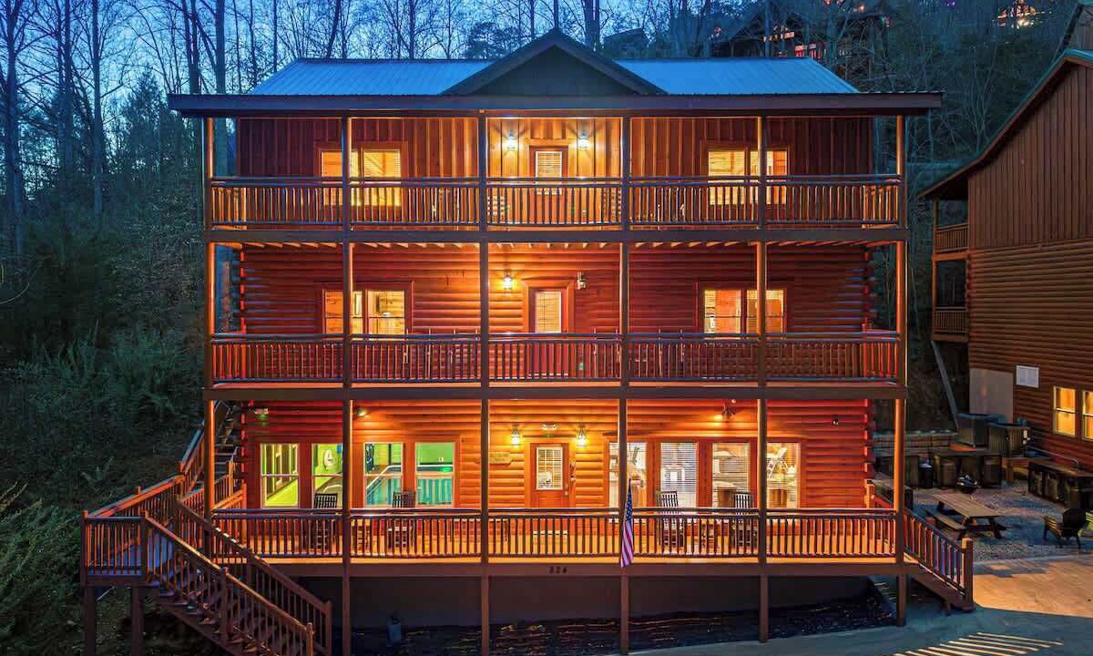 Photo of Others in Gatlinburg - Pigeon Forge