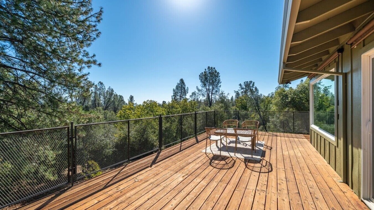 Photo of Patio Balcony in Redding