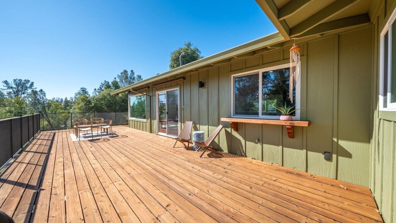 Photo of Patio Balcony in Redding