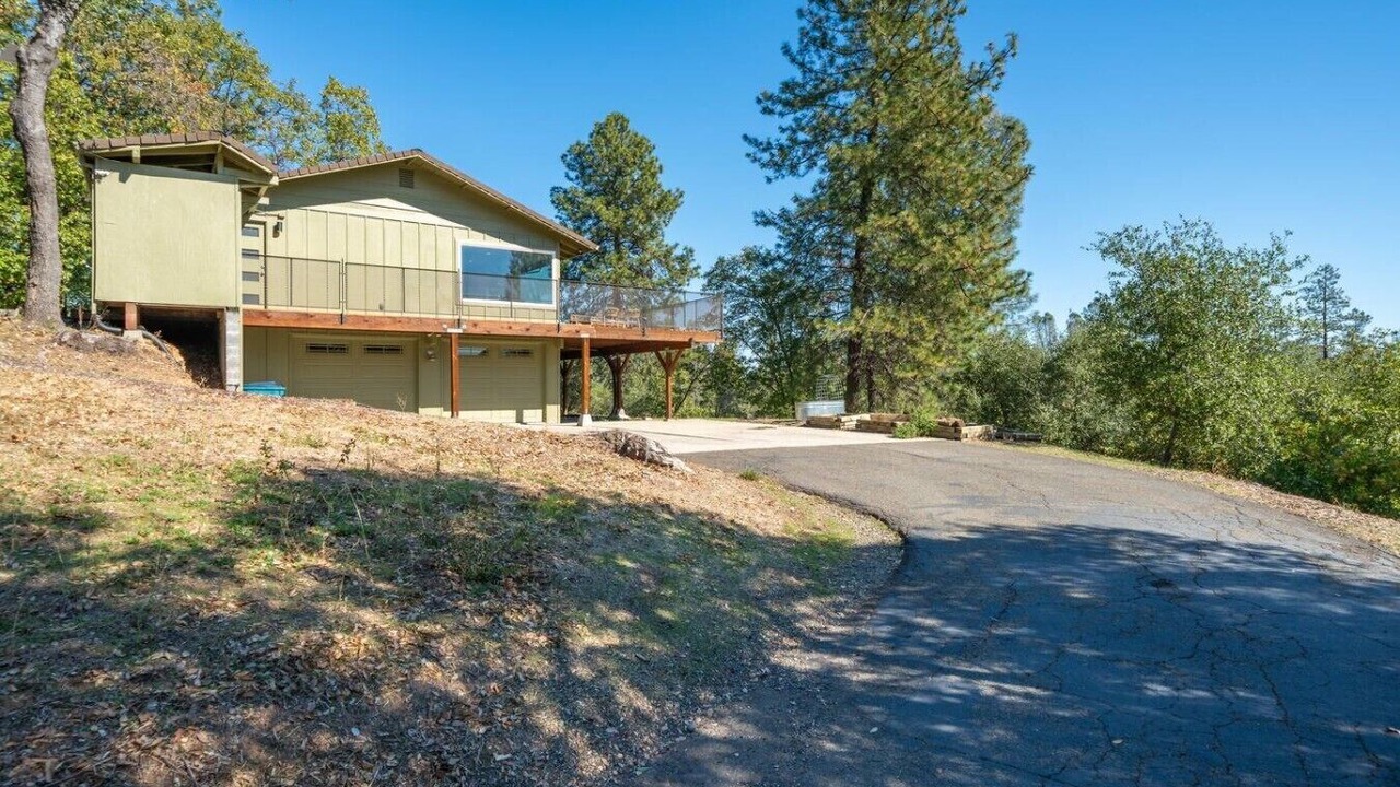 Photo of Outdoor in Redding