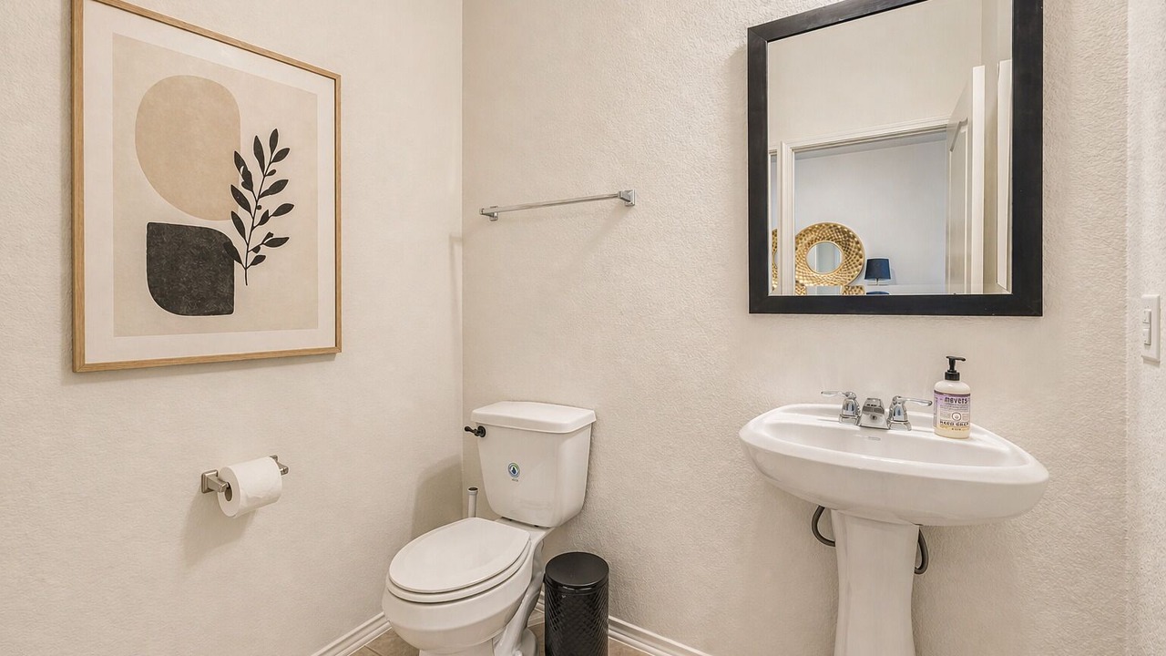 Photo of Bathroom in Del Valle