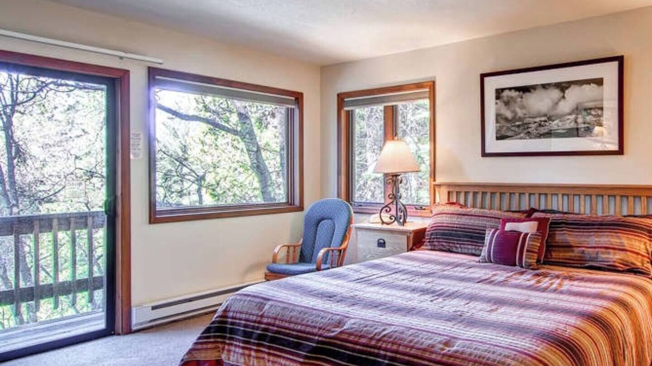 Photo of Bedroom in Yosemite West