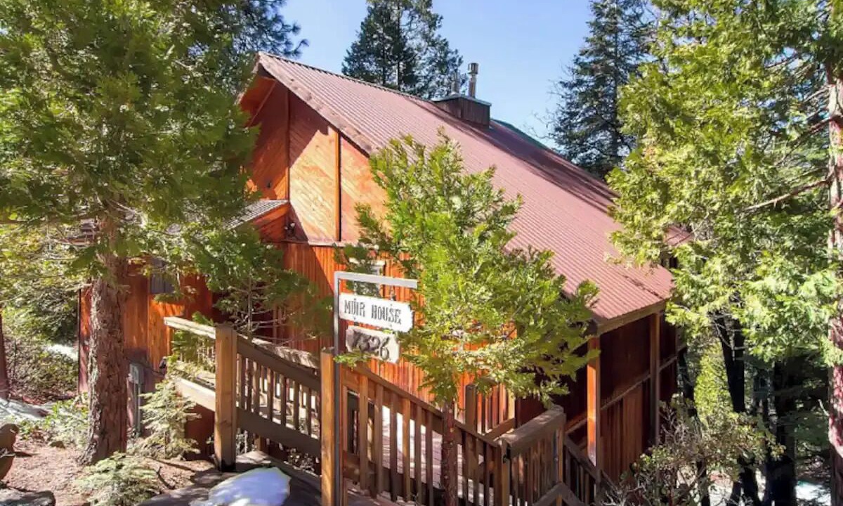 Photo of Outdoor in Yosemite West