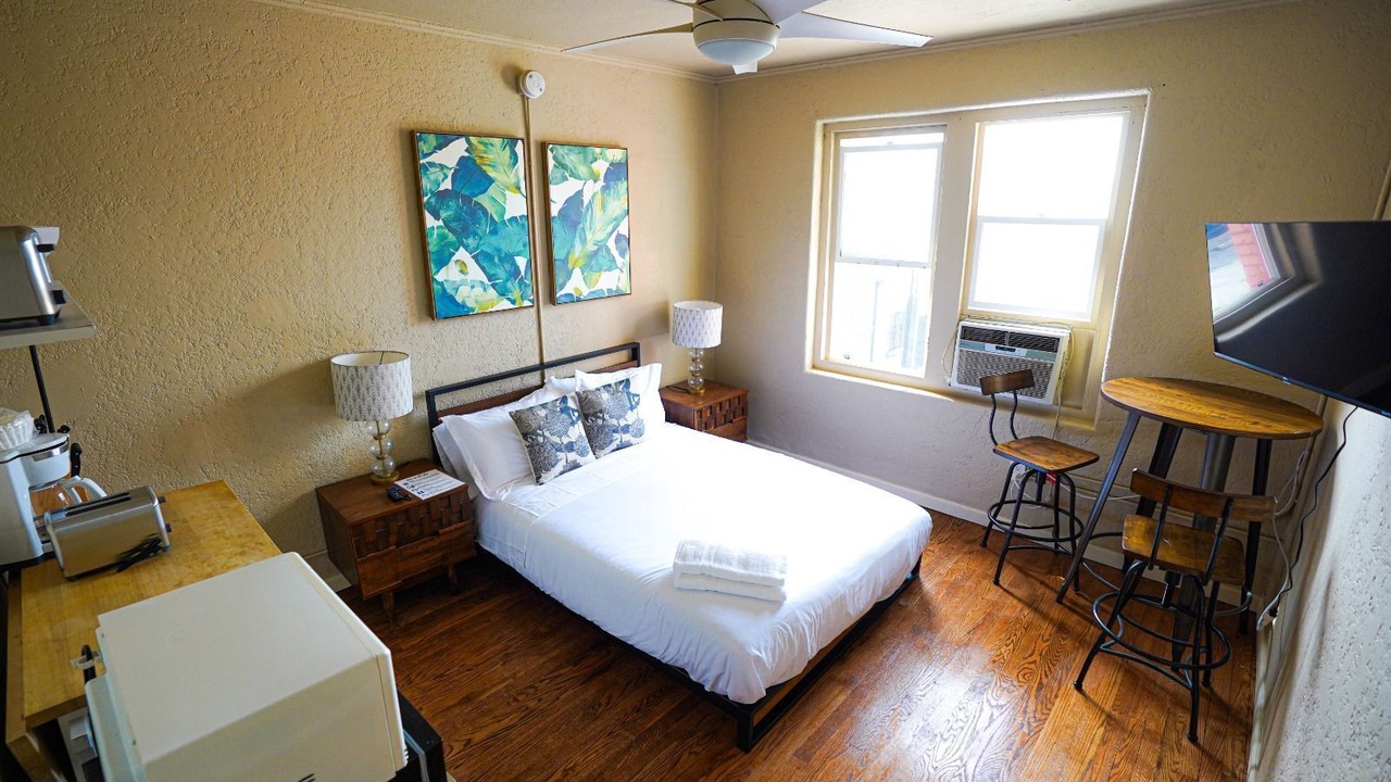 Photo of Bedroom in Westlake