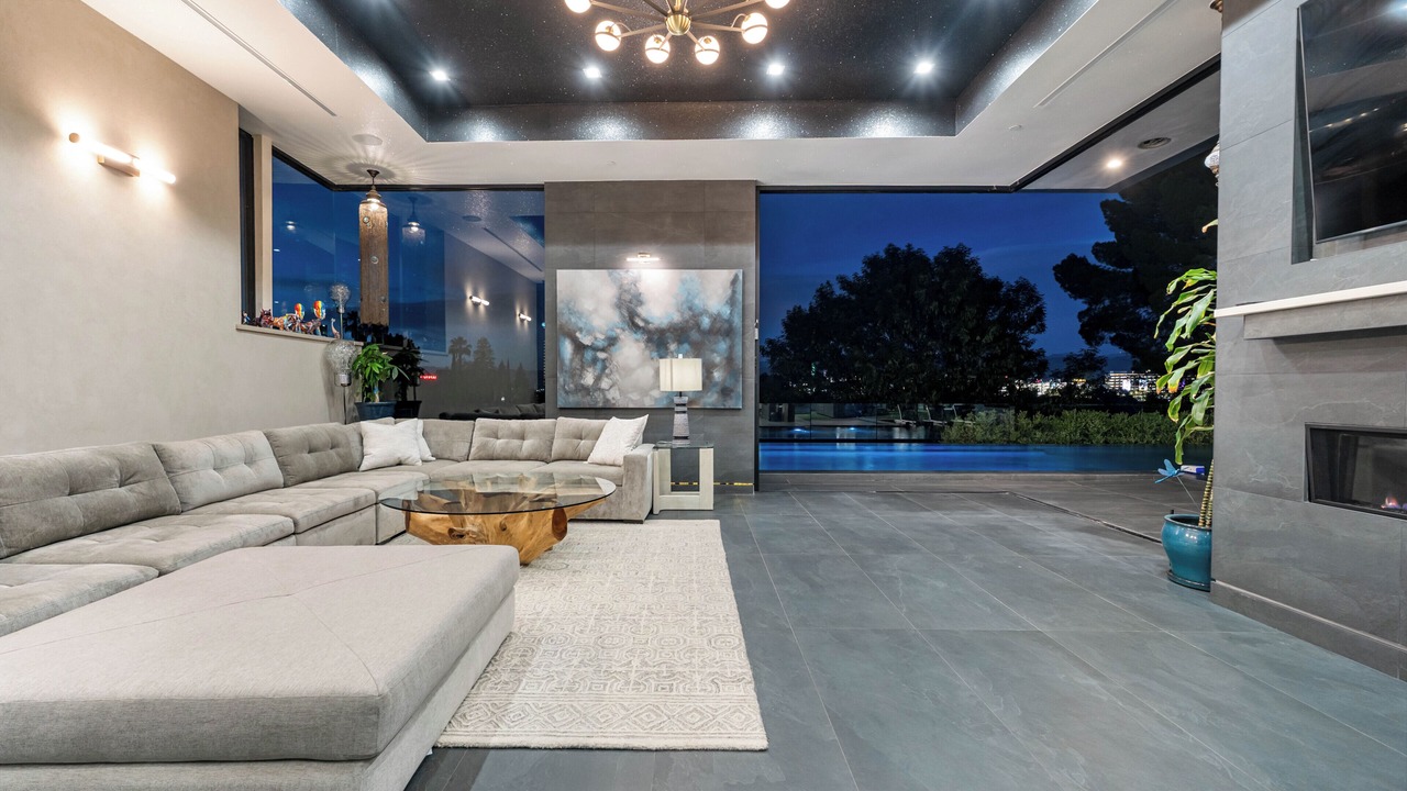 Photo of Livingroom in Los Angeles