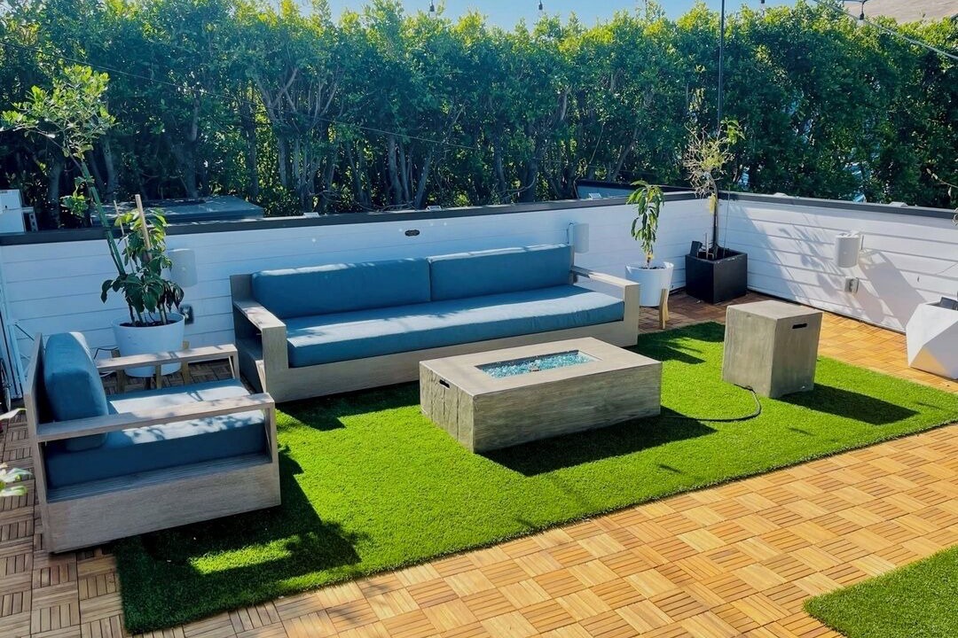 Photo of Patio Balcony in Hollywood