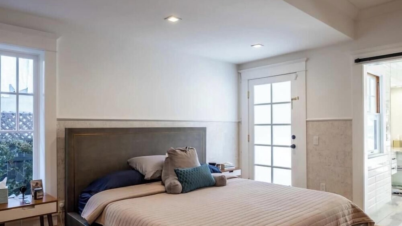 Photo of Bedroom in Hollywood
