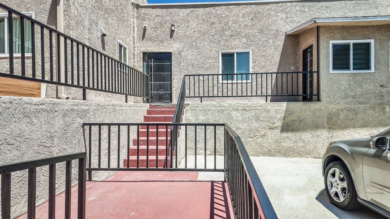 Photo of Others in Park Mesa Heights
