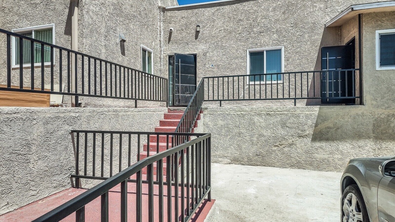 Photo of Others in Park Mesa Heights