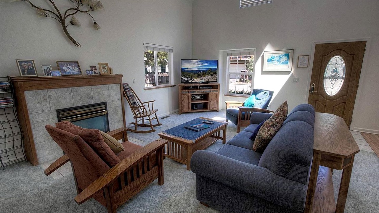 Photo of Livingroom in Tahoe Paradise