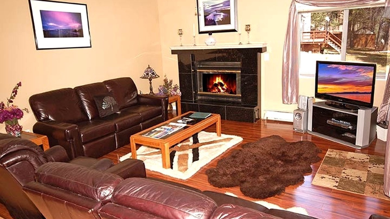 Photo of Livingroom in Tahoe Island