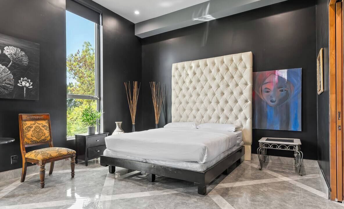 Photo of Bedroom in Woodland Hills