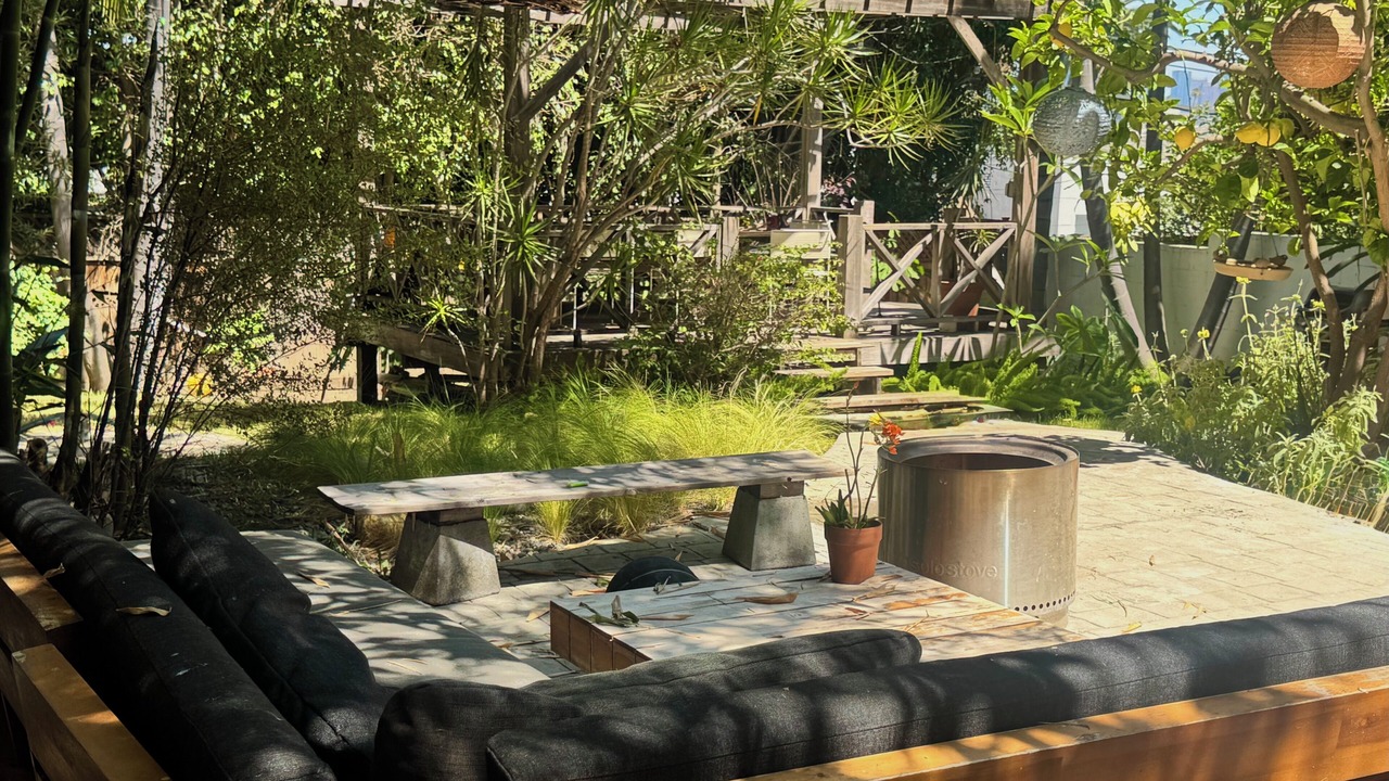 Photo of Patio Balcony in Wilshire
