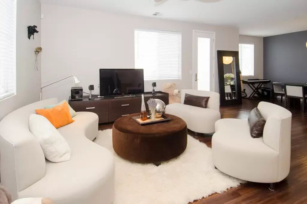 Photo of Livingroom in Northside