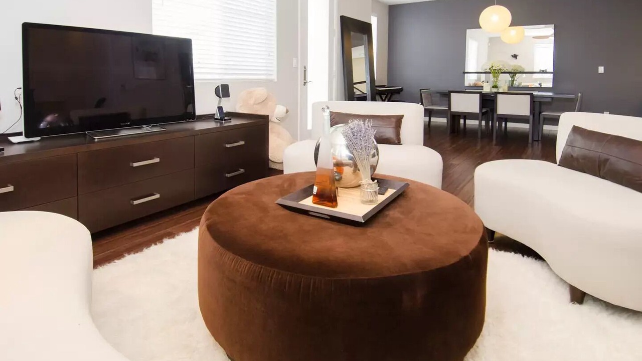 Photo of Livingroom in Northside