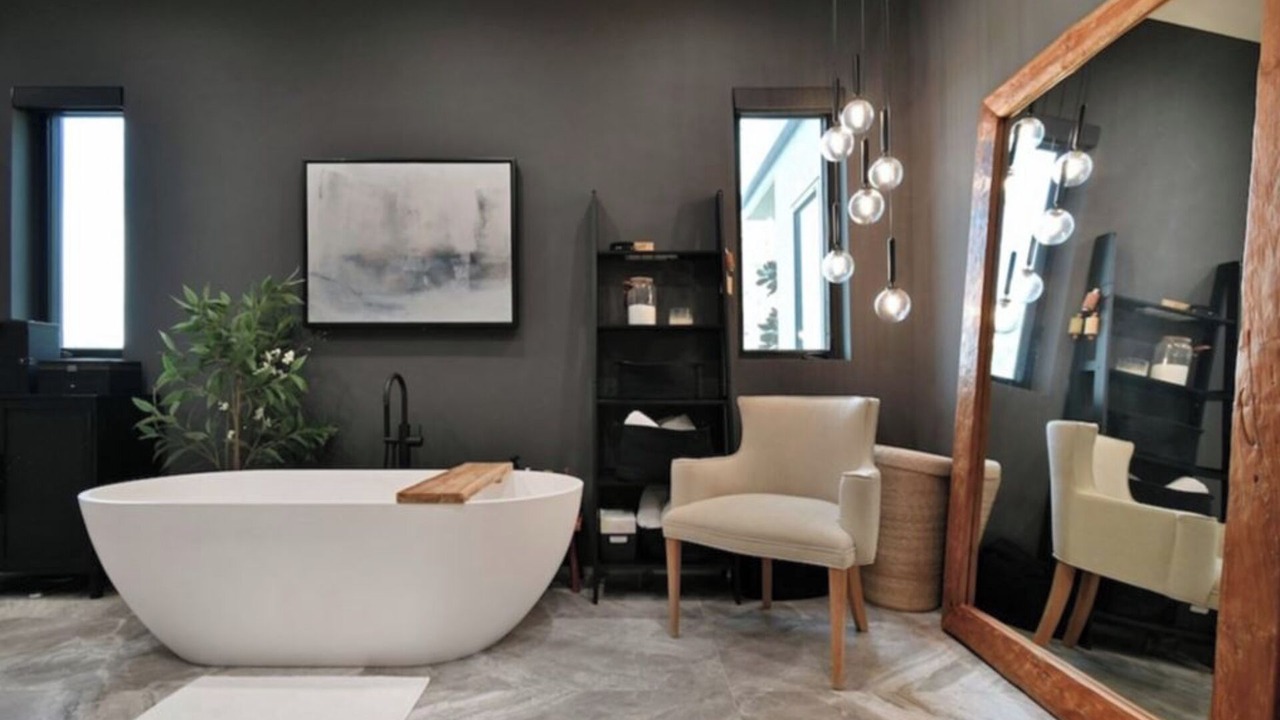Photo of Bathroom in Sherman Oaks