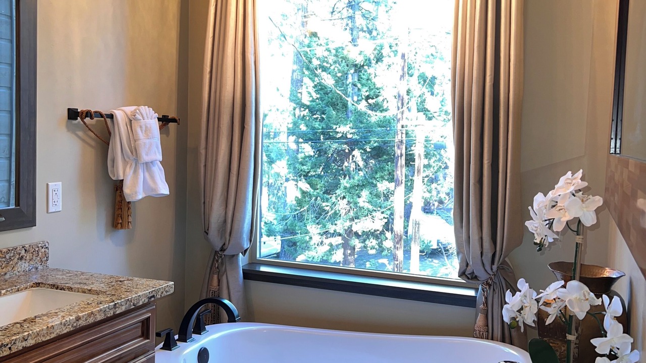 Photo of Bathroom in Tahoe Island